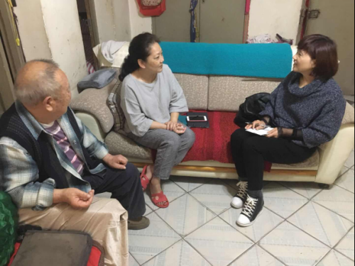 宜昌市侨联、西陵区侨联走访慰问美籍华人
