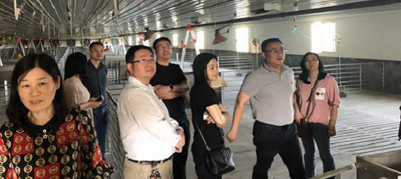 荆州市侨联、市侨青会一行赴公安调研精准扶贫新模式