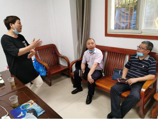 宜昌市、西陵区侨联共同牵手土街头社区  发挥侨力服务辖区居民