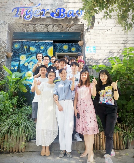 樊城区侨联举办留学生联谊活动