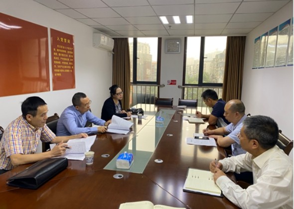 宜昌市政协副主席张发卫调研侨联工作