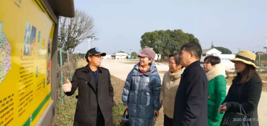 孝南区侨联组织调研  新侨创新创业基地暨宪法进企业活动