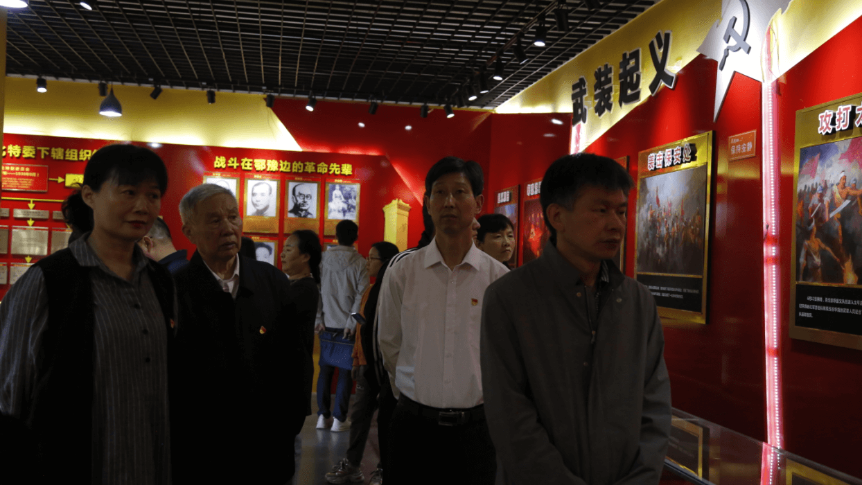 樊城区侨联组织侨界群众 赴肖庄革命纪念馆开展党史教育活动