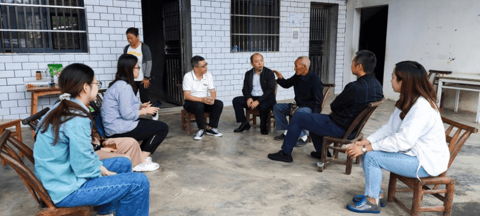 宜昌市侨联开展“传承红色精神  助力乡村振兴”主题党日活动