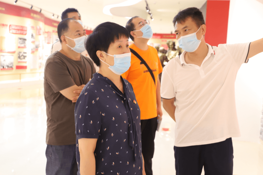 襄阳市侨联参观庆祝中国共产党 100周年主题展
