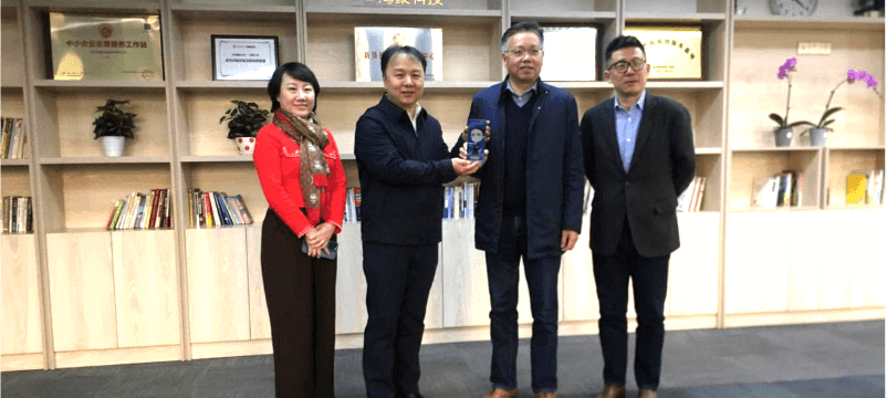 湖北省侨联新侨创新创业服务中心聘请路德环境董事长季光明为创新创业导师