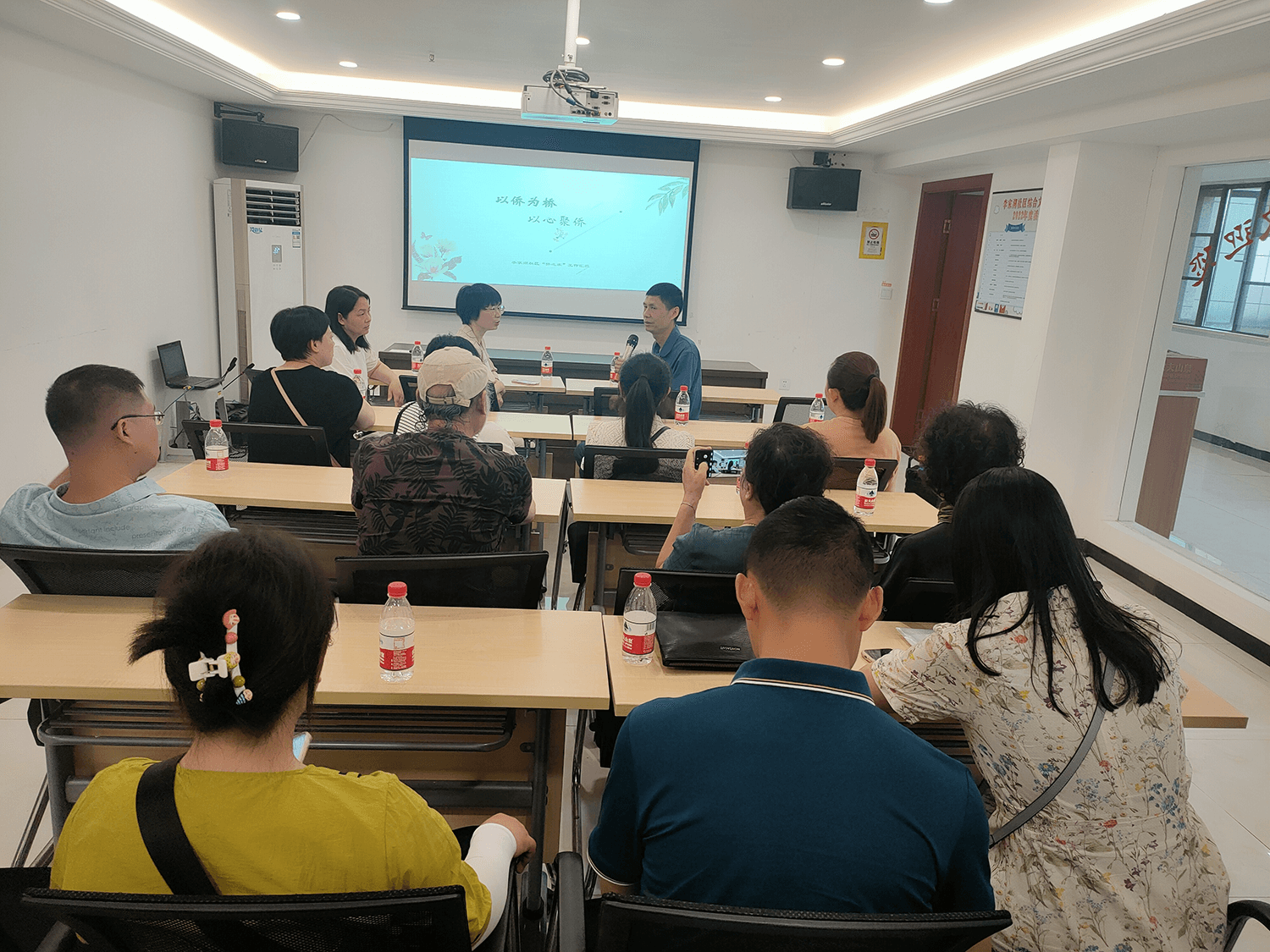 宜都市侨务工作考察团到伍家岗区考察交流
