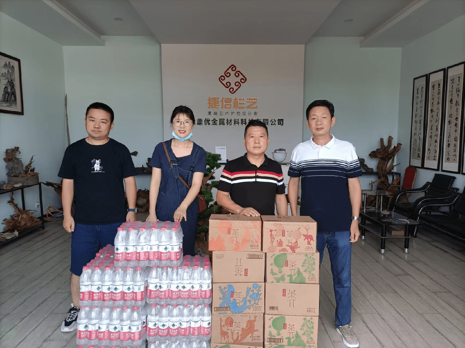 监利市侨联开展“为企业‘送清凉’”走访慰问活动