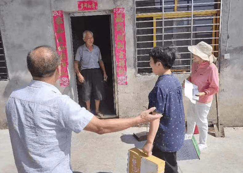 襄阳市侨联 开展“八一”关爱慰问帮扶退役军人活动