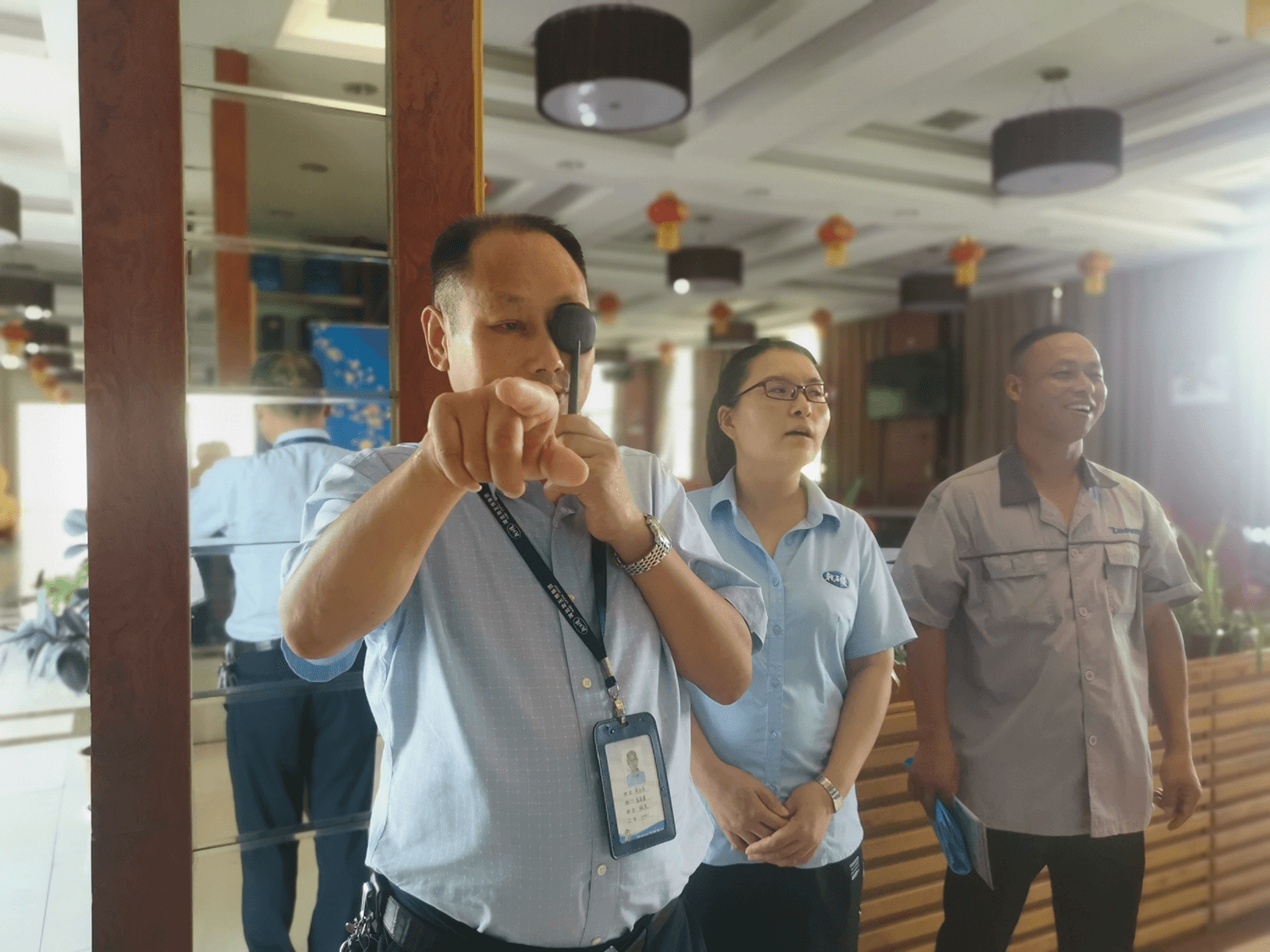 孝南区侨联携手爱尔眼科医院开展“侨爱心·眼健康” 进侨企活动