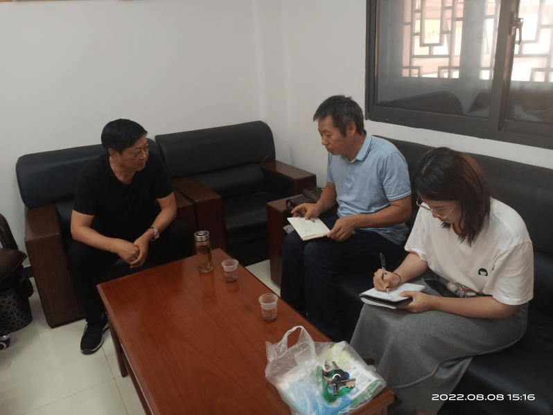 宜昌市侨联副主席张龙到车溪土家族村调研平安创建工作