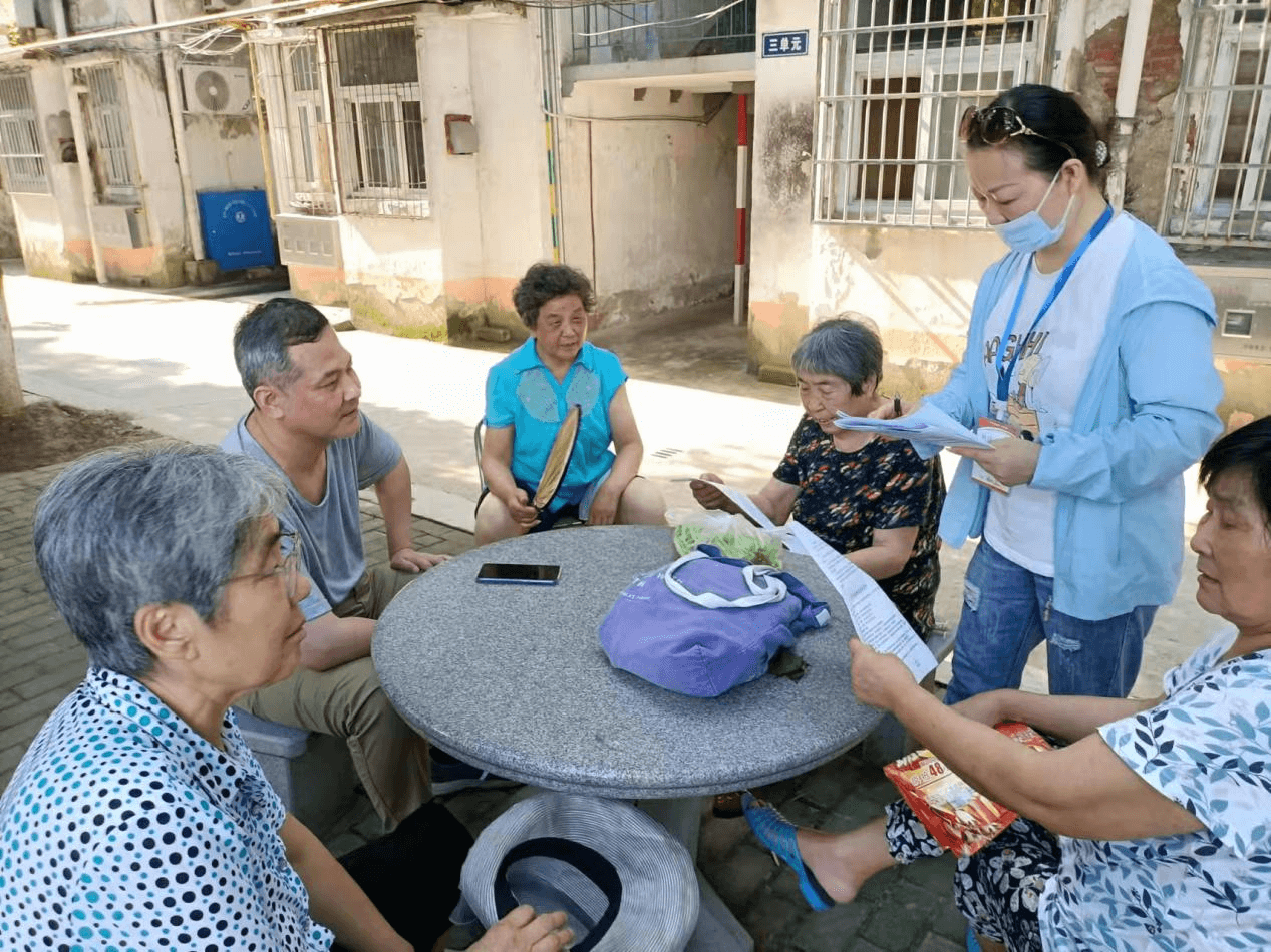 潜江市广华寺街道“侨之家”开展“海外领事保护公益宣传”主题活动