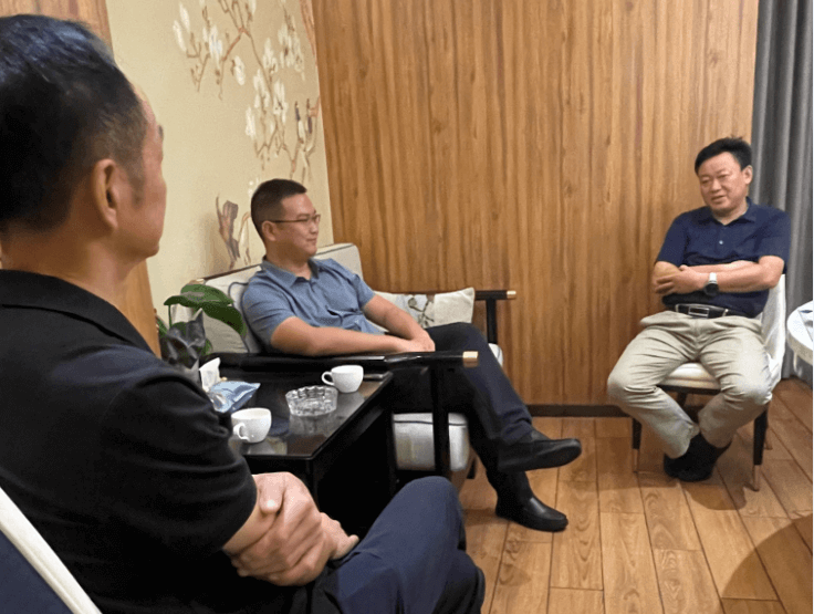 缅甸湖北商会会长吴松回宜探访交流
