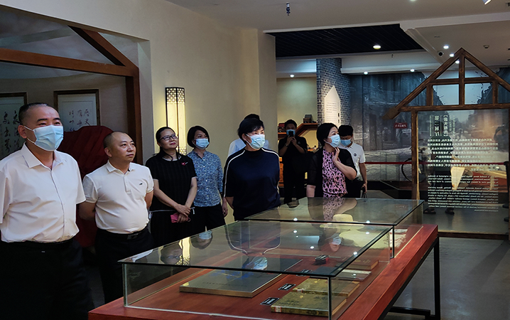 省委实践活动第四巡回指导组、省侨联一行赴 宜昌市调研侨资侨属企业