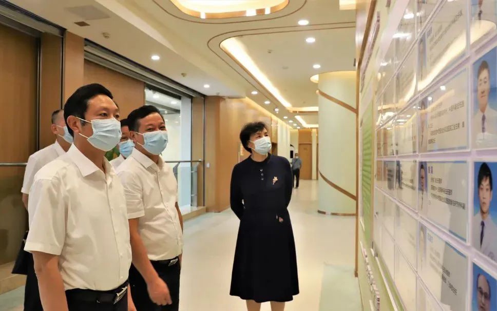 省委实践活动第四巡回指导组、省侨联一行赴恩施州开展下基层察民情解民忧暖民心实践活动调研