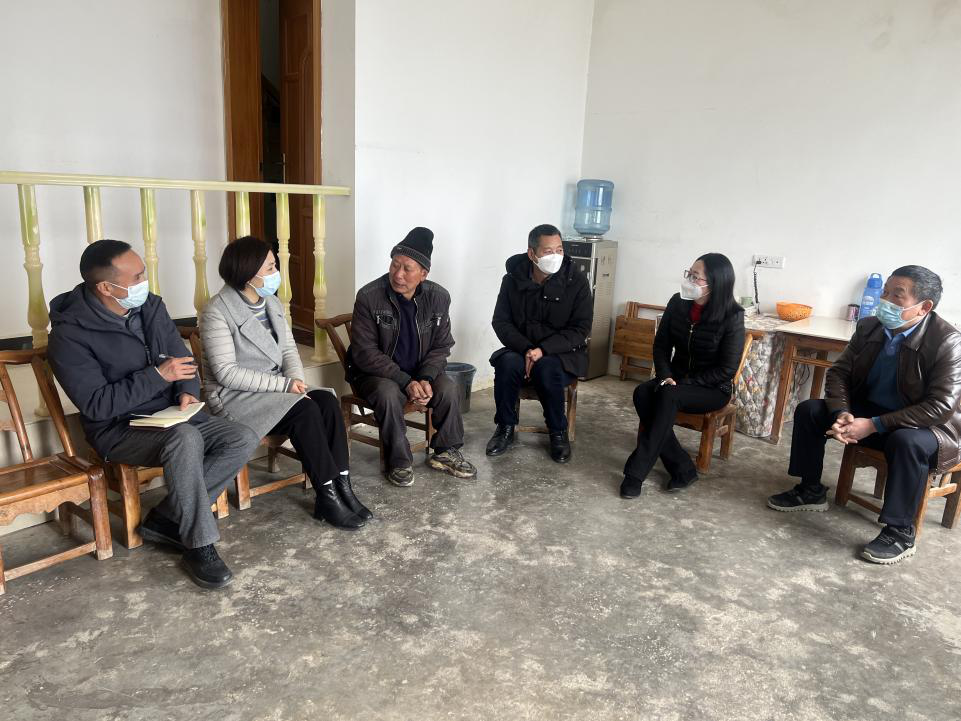 宜昌市侨联赴兴山开展春节前走访慰问活动
