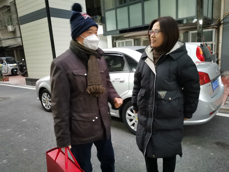 洪湖市侨联开展2023年春节走访慰问活动