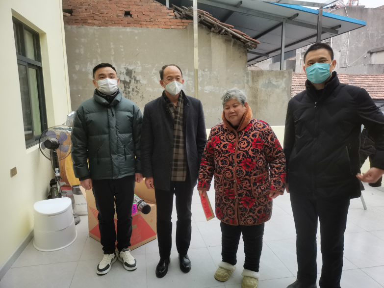 荆州市侨联、市侨青会联合开展2023年度“进侨门访侨情、暖侨心聚侨力”春节走访慰问活动