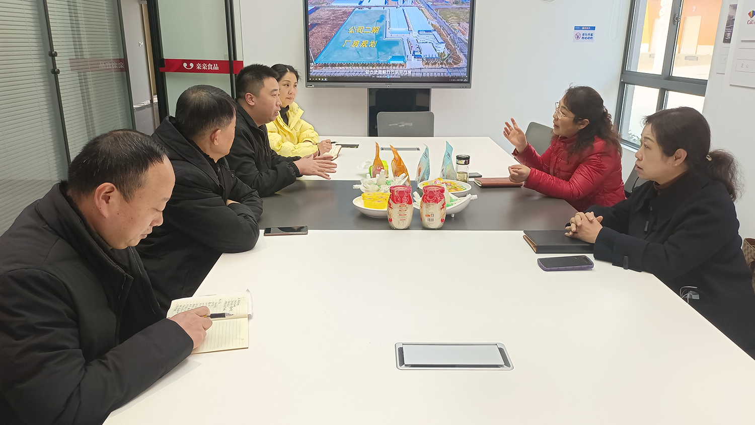 孝感市侨联节后上门送服务 为侨企添动力