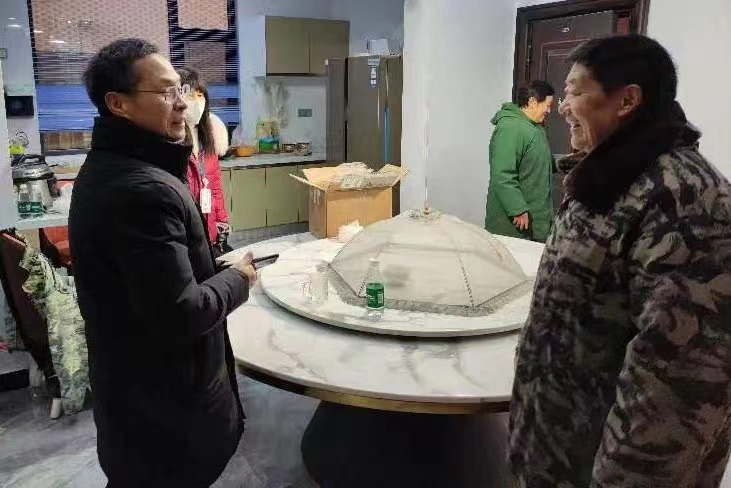 襄阳市侨联在彭家营村开展“心理疏导志愿服务”活动