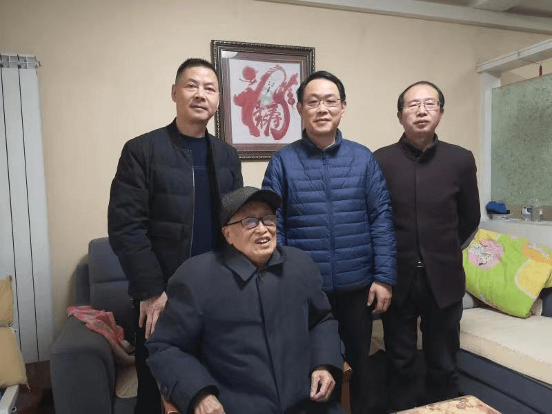 松滋市侨联拜访旅日华侨任云教授