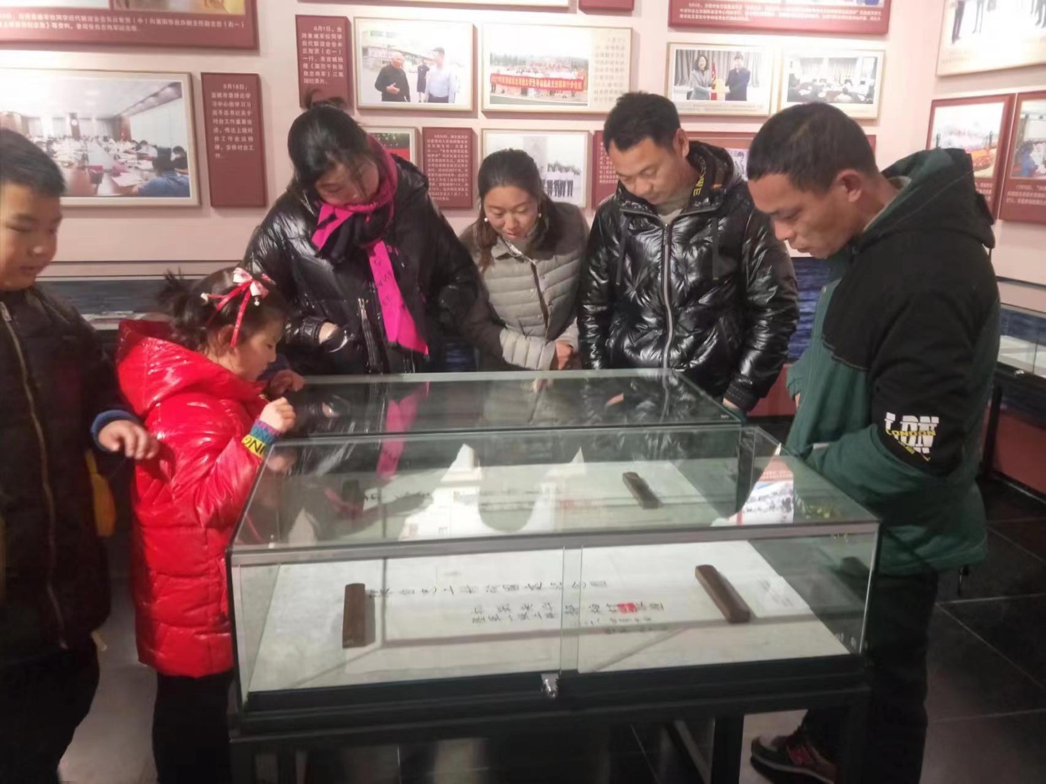宜城市中国华侨国际文化交流基地交流成果正式展出