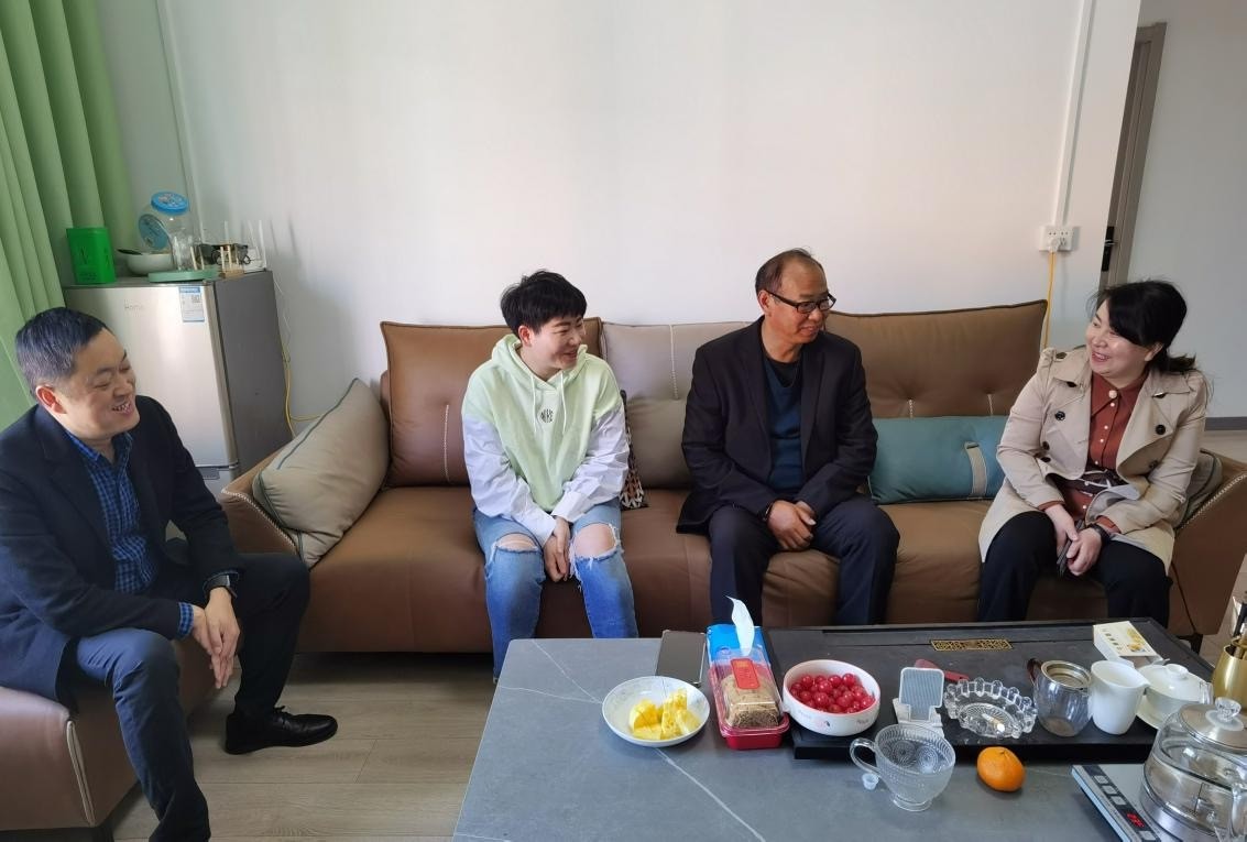 南漳县侨联开展“联人联心联动” 走访侨眷暖侨行动