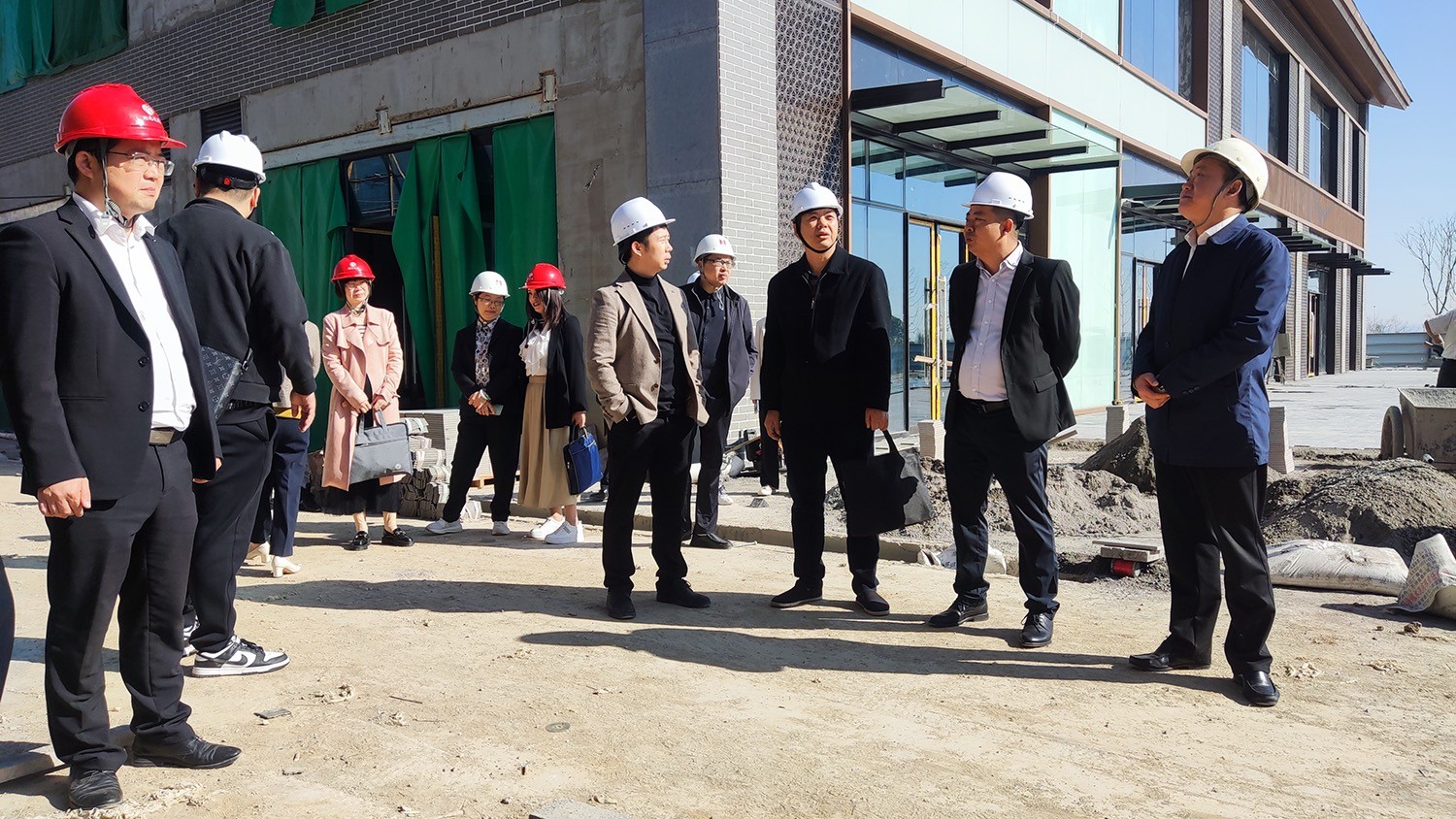 宜昌市侨联副主席张龙赴宜都开展商务考察