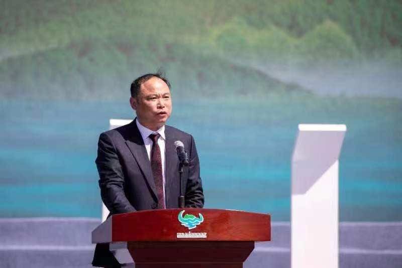 省侨联副主席喻鹏出席“东坡庙会·团风首届乡村文化旅游节”开幕式