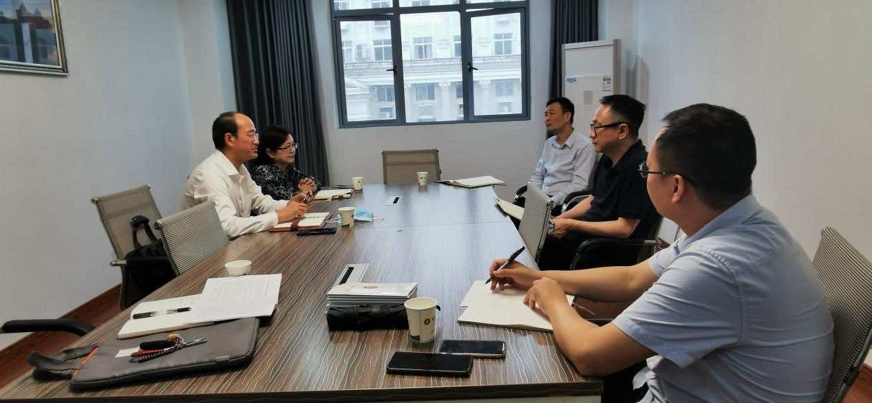荆州市侨联到荆州职业技术学院调研 高校侨联建设