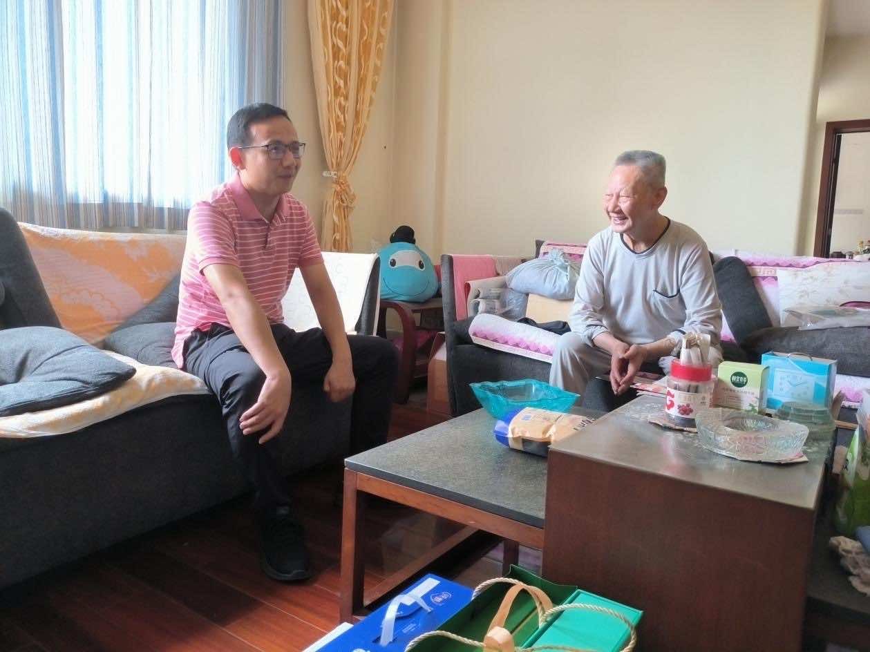 浓情粽意 情暖侨心 —襄城区侨联开展端午走访慰问活动
