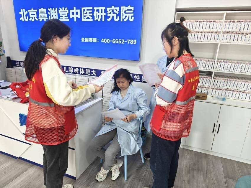 普及侨法知识 营造爱侨氛围