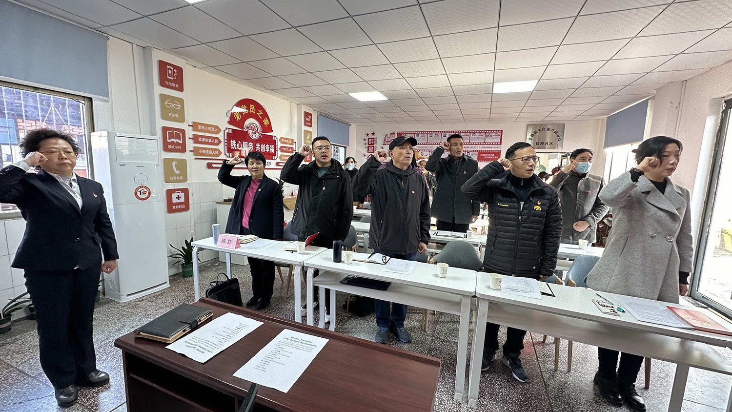 襄阳市侨联、樊城区铁路社区联合开展 “我为发展献一策 立足岗位做贡献”支部主题党日