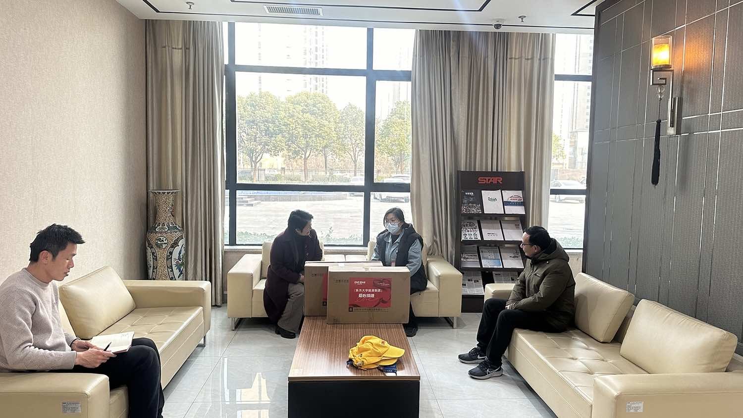 襄阳市侨联开展春节系列走访慰问活动