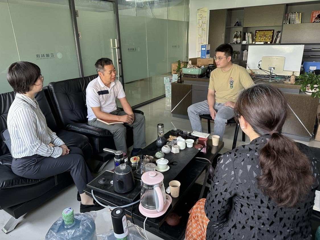 宜昌市侨联深入侨企开展普法宣传活动