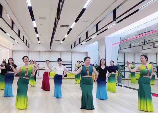 西陵区常刘路社区：心系侨眷显关爱 竭诚服务暖侨心