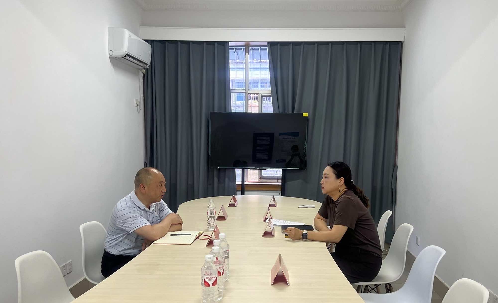 宜昌市侨联调研气象台社区