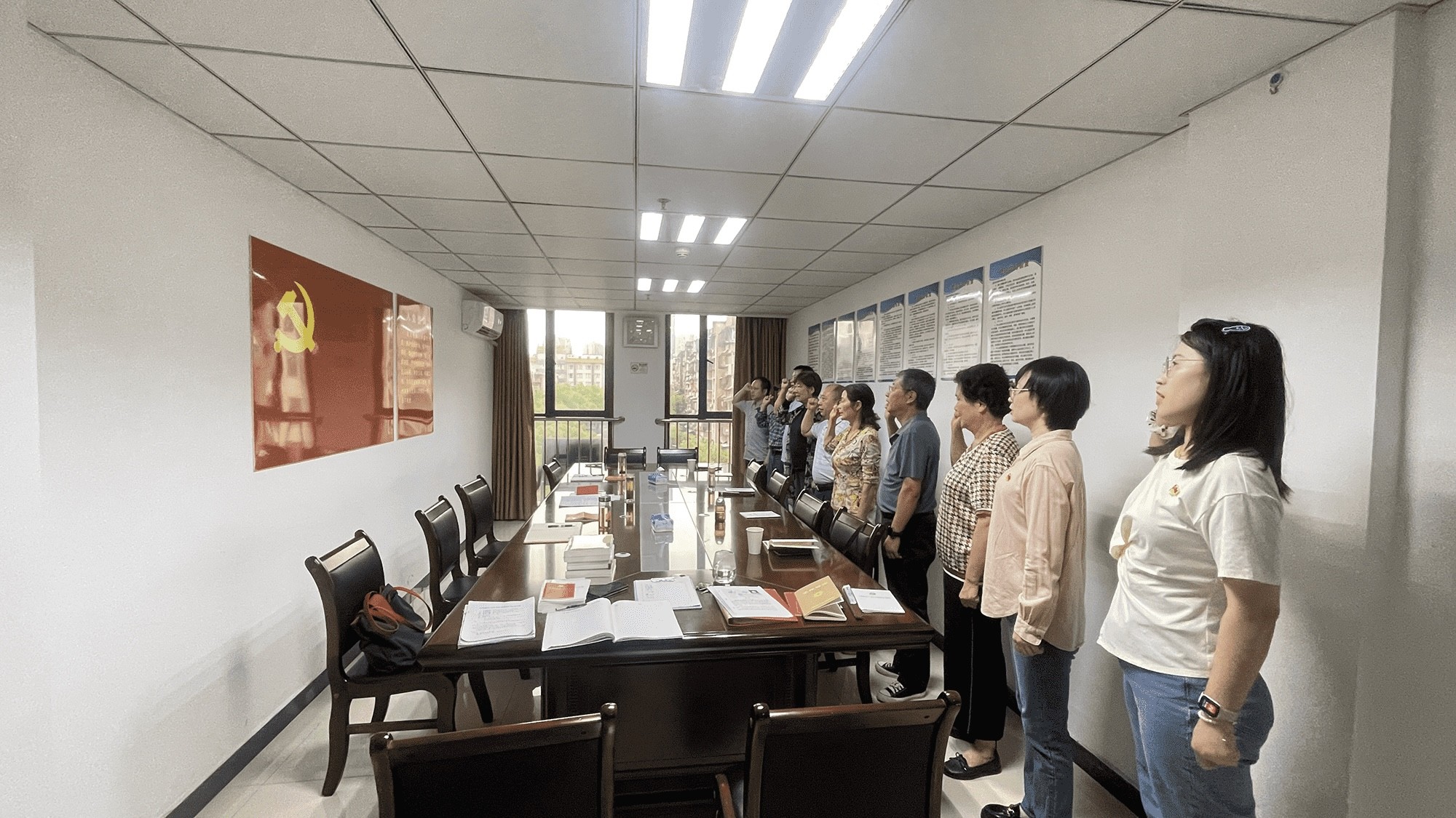 宜昌市侨联机关党支部开展“整治形式主义为基层减负”主题党日