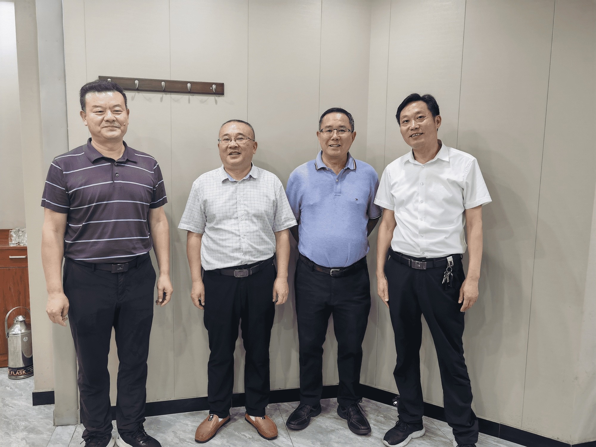 襄阳老河口市侨联：热情接待回乡省亲华人