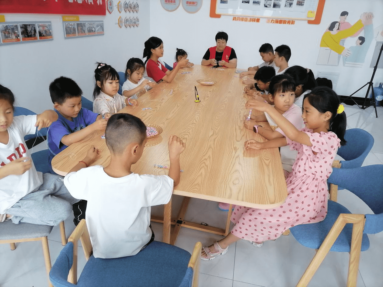 襄阳宜城市侨心志愿服务队 以“侨”为桥，助力爱心托管