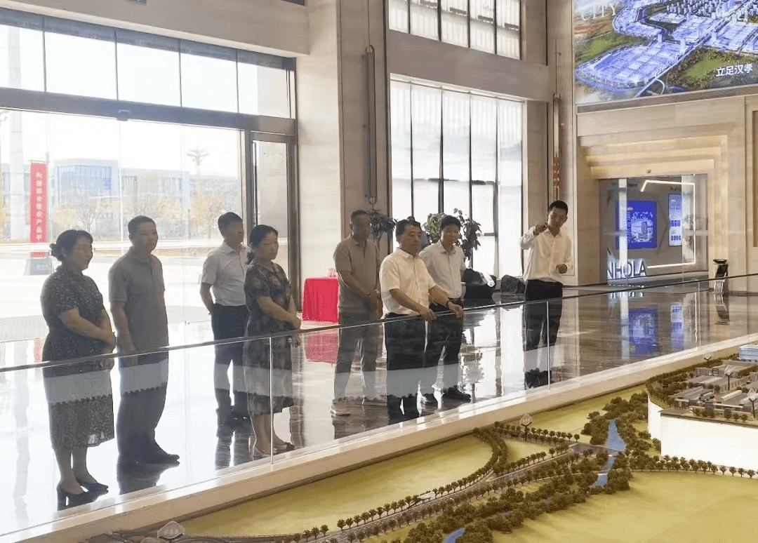 黄石侨联来孝考察交流