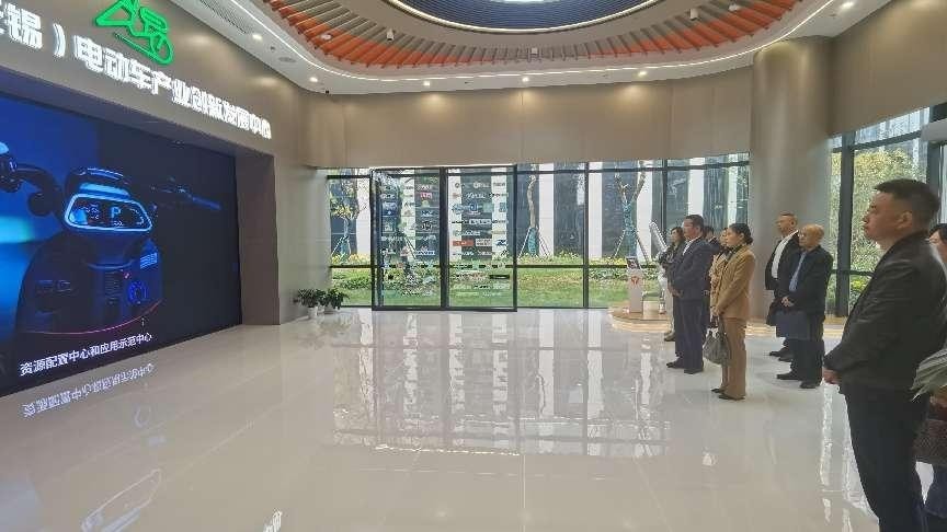 荆州市侨联到江苏无锡市开展招商考察和侨联工作交流学习
