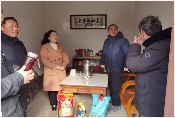 襄阳老河口市侨联开展春节走访慰问困难群众活动
