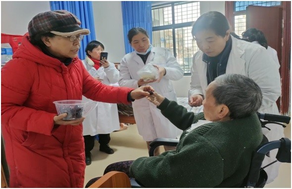 襄阳樊城区侨联：真情助老新春送暖