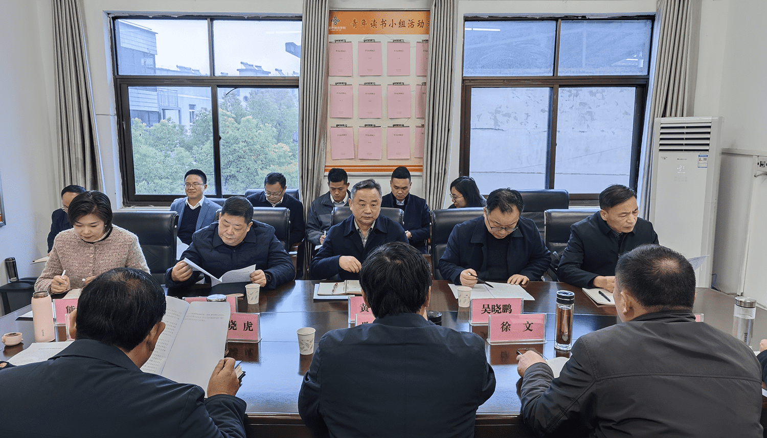 黄冈市人大常委会副主任黄智敏一行调研市区重点项目建设工作