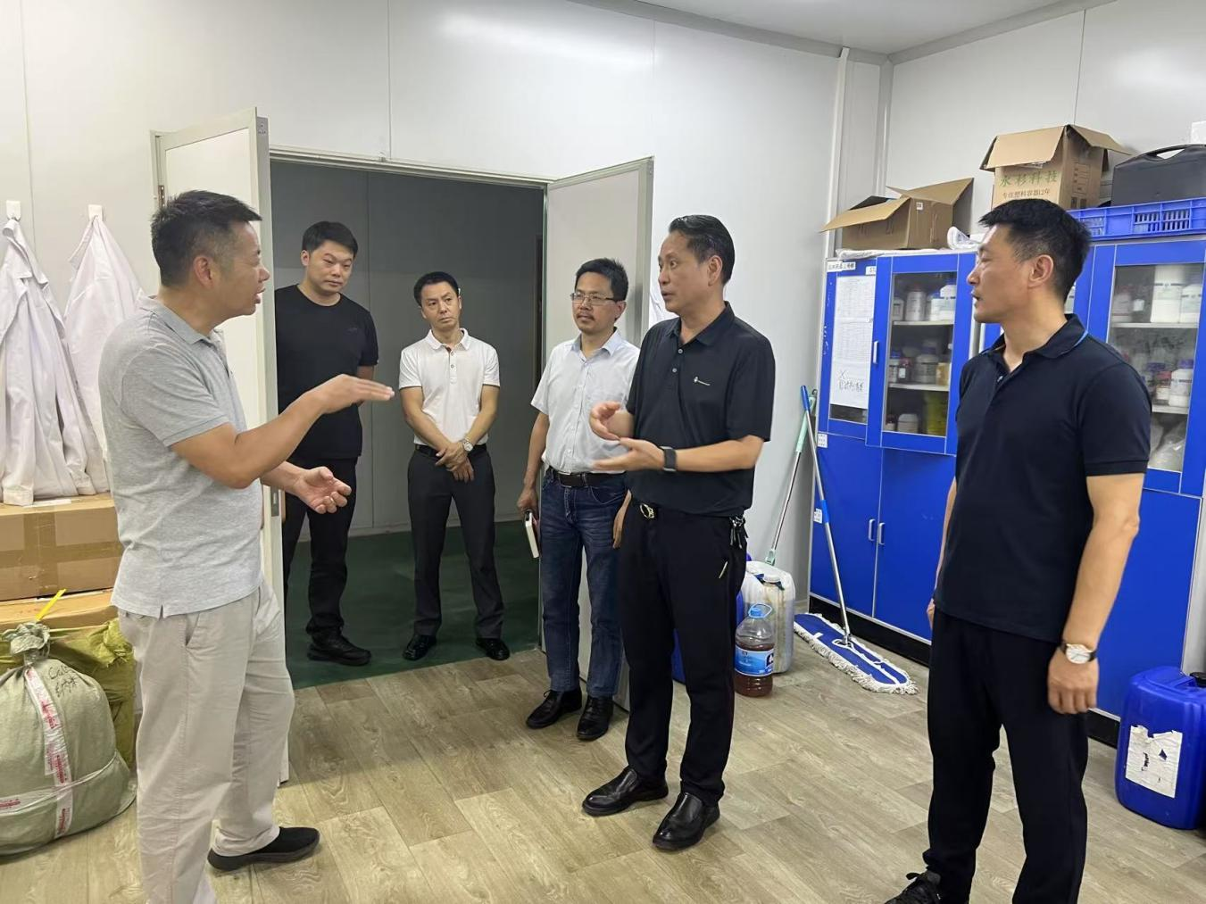 宜昌市侨商会赴武汉工程大学考察学习