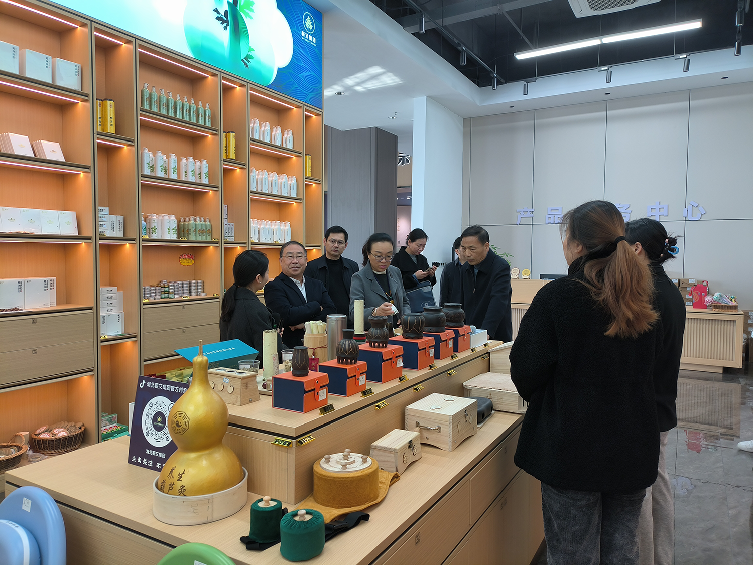 侨智赋能添活力 共谋合作新篇章 ——青岛大学姜国辉教授团队到蕲春考察