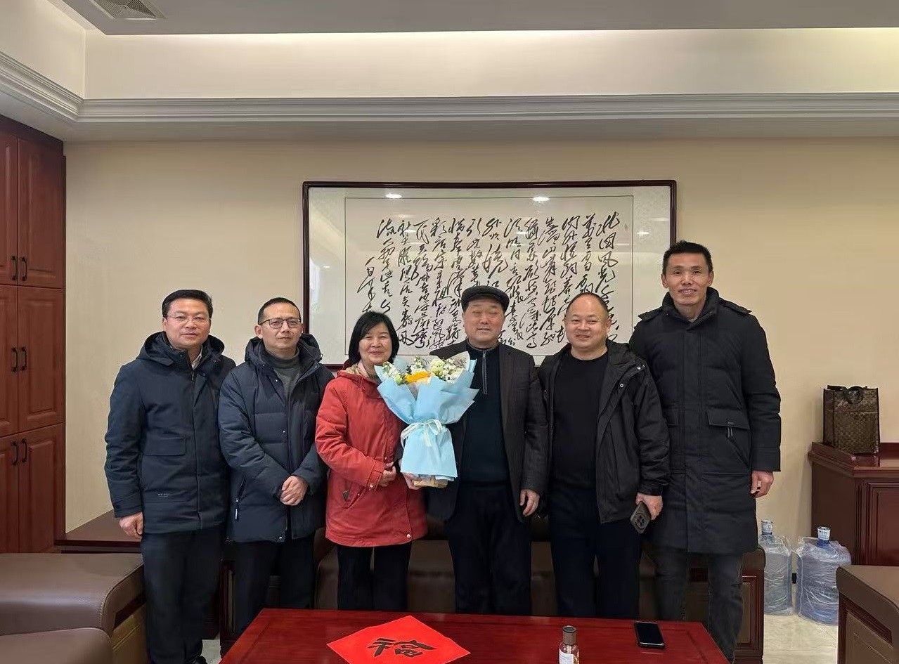 市侨联开展2026年新春走访慰问活动