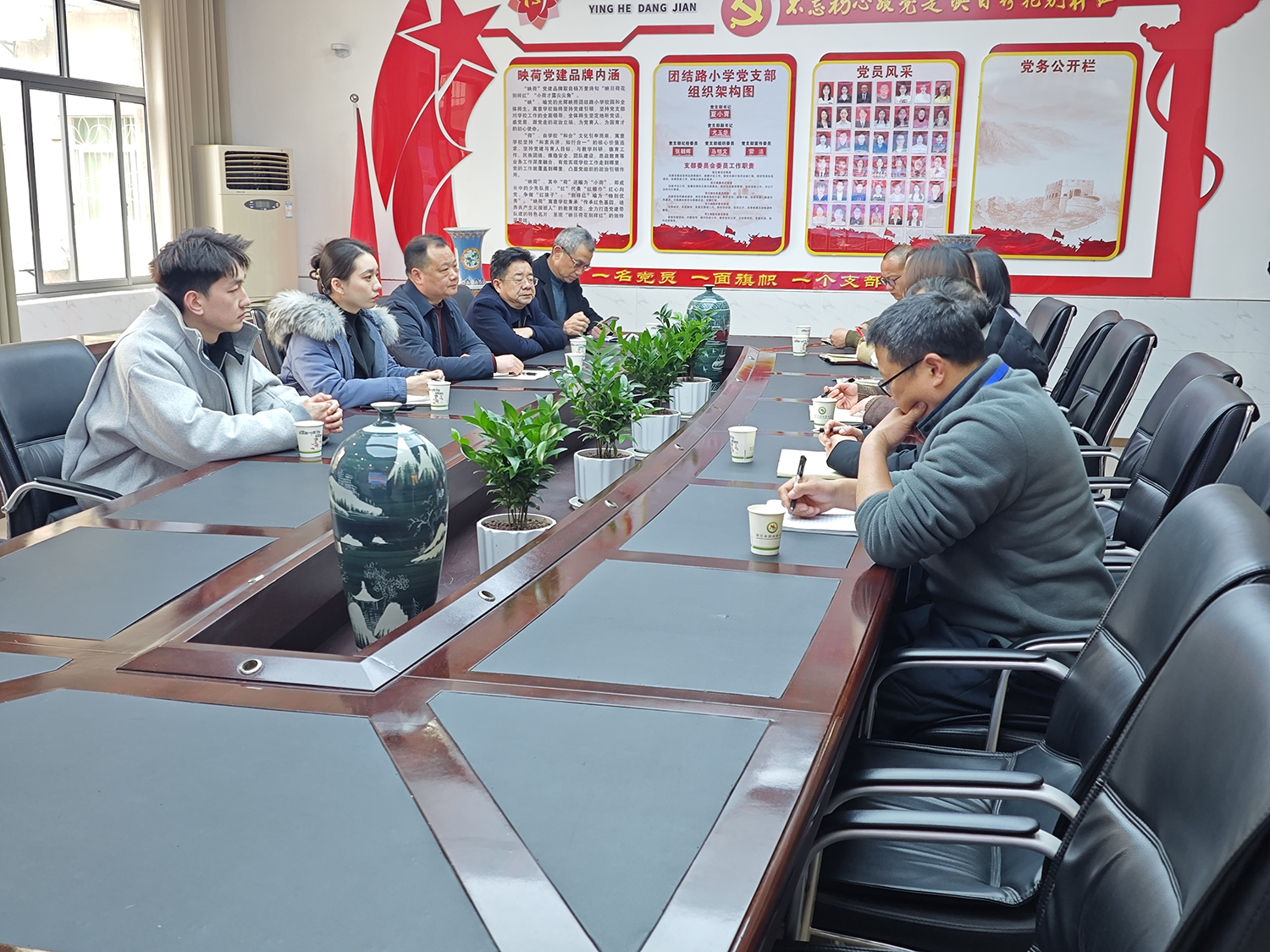 领航护童  侨助未来