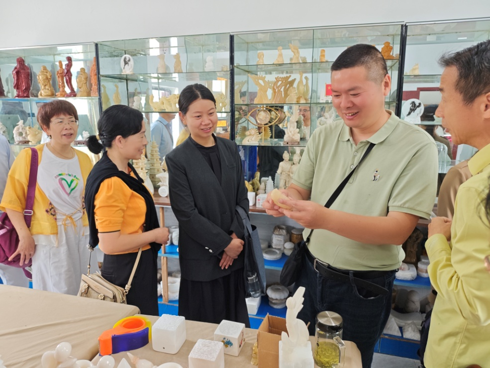 应城市侨联 组织开展非遗文化参观体验活动